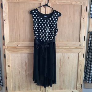 Disorderly kids black/white dressy dots modest dress size XL (18.5)